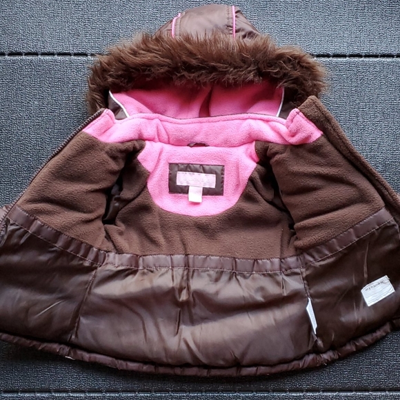 London Fog 2T Girl Puffer Jacket, Fleece lining - Picture 4 of 6